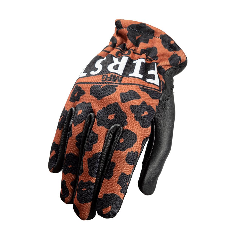 Women's Cheetah Print "Clutch" Gloves