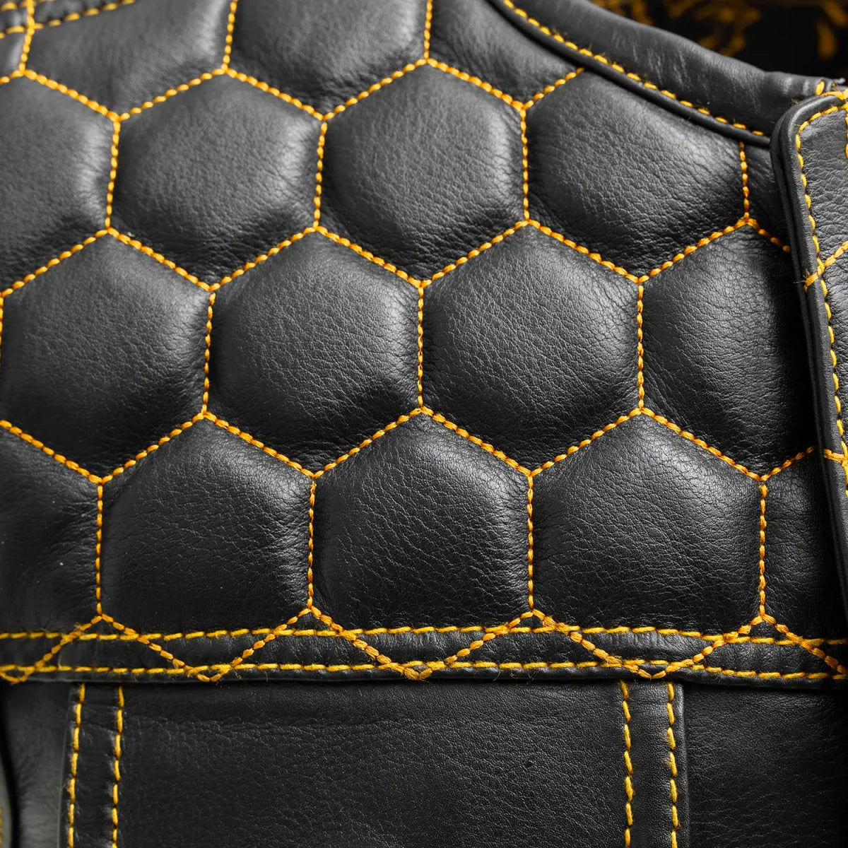 Men's Club Style Leather Vest- Hornet