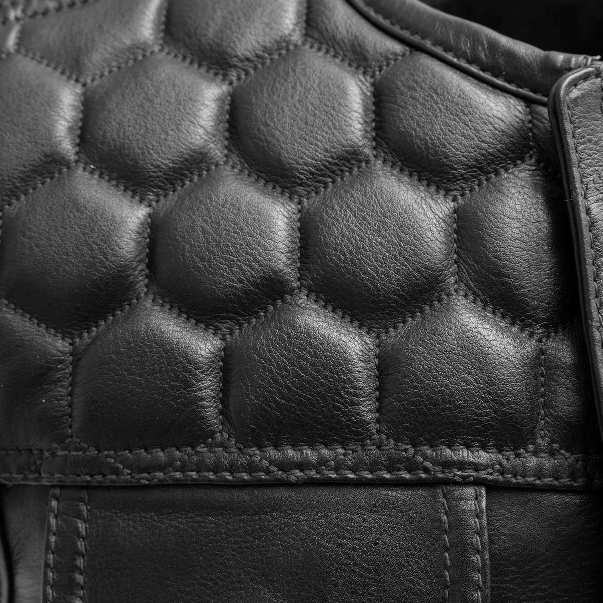 Men's Club Style Leather Vest- Hornet